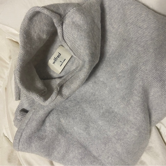 3 ARITZIA CYPRIE Sweaters - Picture 3 of 3